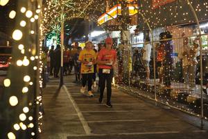 BIB: 
                            <button type="button" onclick="openModal(26220468)" class="btn btn-primary btn-sm float-right btn-popup" data-toggle="modal" data-target=".modal-high-quality">
                        <i class="fas fa-shopping-cart"></i> Add to Cart
                    </button>
                                            <button type="button" onclick="isThisMe(26220468, true)" class="btn btn-success btn-sm float-right btn-popup btn-isme hidden" data-toggle="tooltip" data-placement="bottom" title="นี่คือรูปของคุณใช่ไหม คลิกที่นี่เพื่อเอาเข้าอัลบั้ม">
                        <i class="fas fa-plus"></i> Add to album
                    </button>
                    <button type="button" onclick="isThisMe(26220468, false)" class="btn btn-warning btn-sm float-right btn-popup btn-isnotme hidden">
                        <i class="fas fa-ban"></i> Remove from album
                    </button>